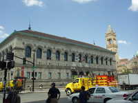  04-Long shot of library.jpg 
